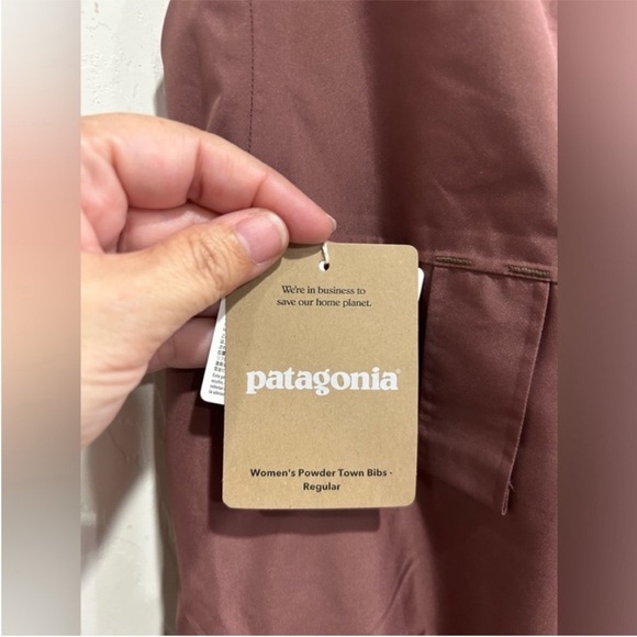 Patagonia Women's Medium Insulated Powder Town Ski Bibs Dark Pink NWT Snowboard - Picture 10 of 15